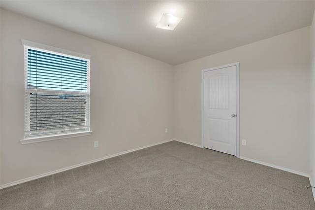 Building Photo - 2133 Meadow View Dr