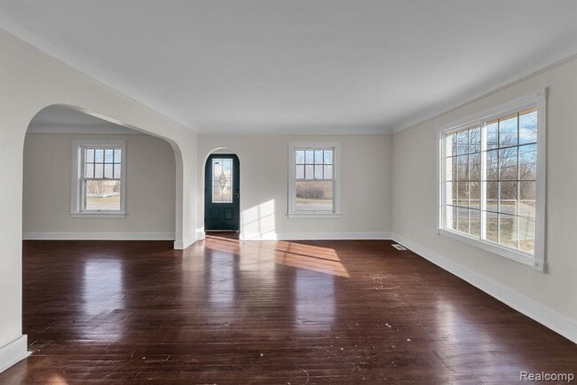 Building Photo - 3524 S Haggerty Rd