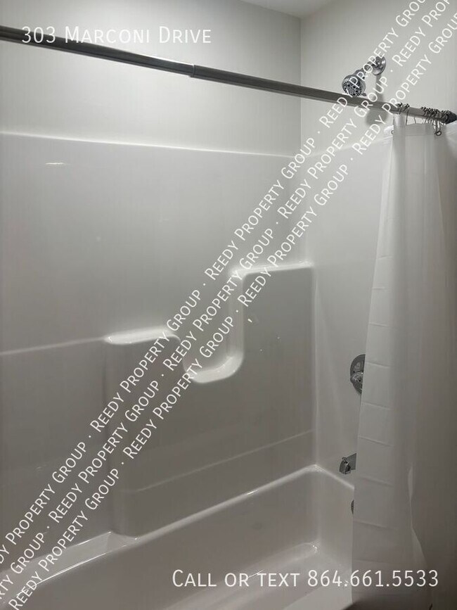 Building Photo - 303 Marconi Dr