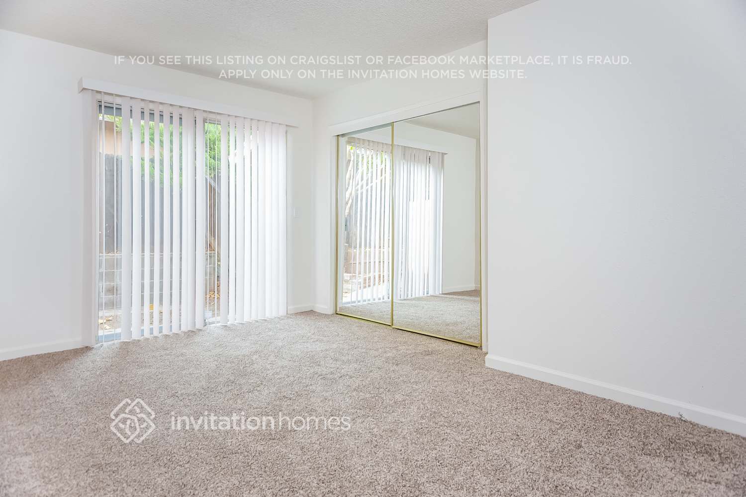 Building Photo - 497 Burlington Dr