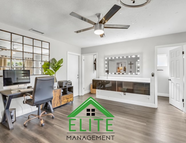 Building Photo - A Beautifully Maintained 3-Bedroom Home in...