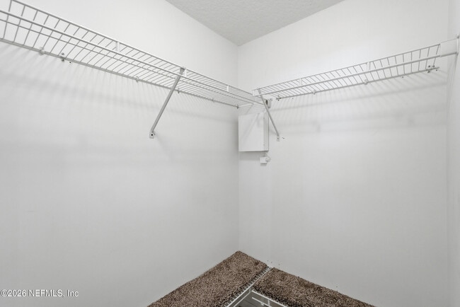 Building Photo - 13245 Milhouse Way
