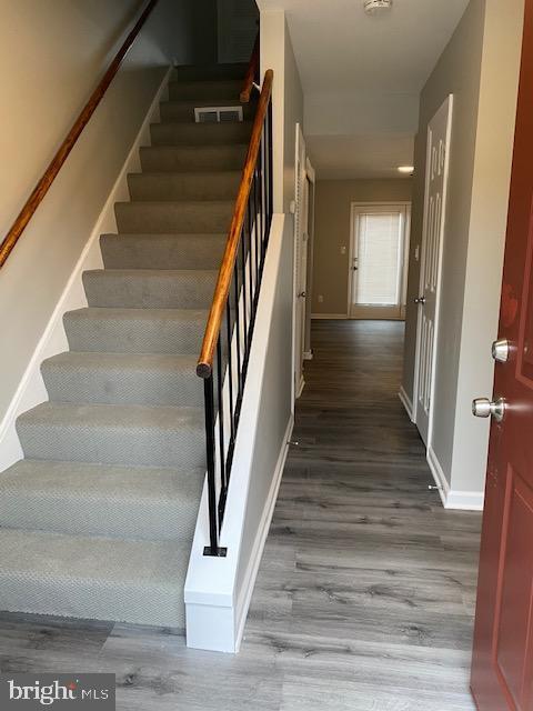 Building Photo - 352 Jackson St