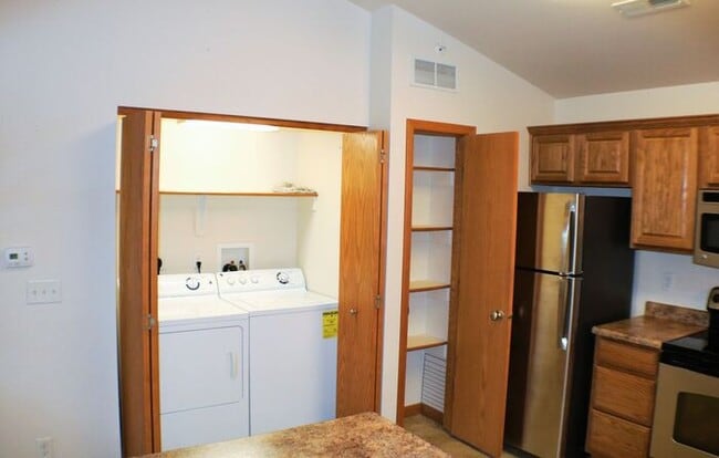Building Photo - $1,325 | 2 Bedroom, 2 Bathroom Condo | Pet Friendly* | Available for August 1st, 2026 Move In!