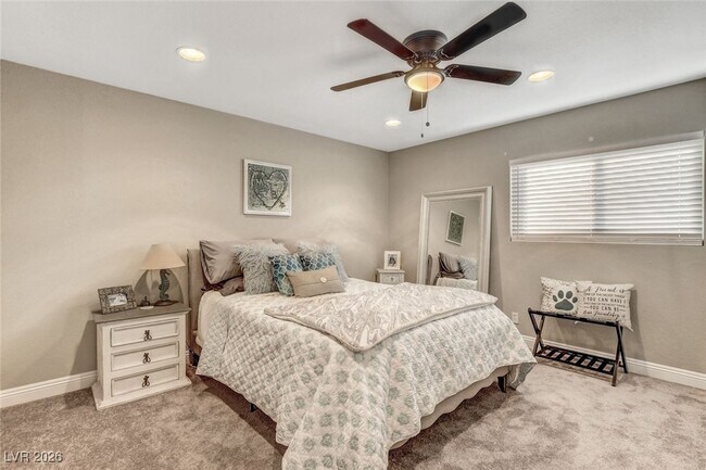 Building Photo - 4762 Torrence Dr