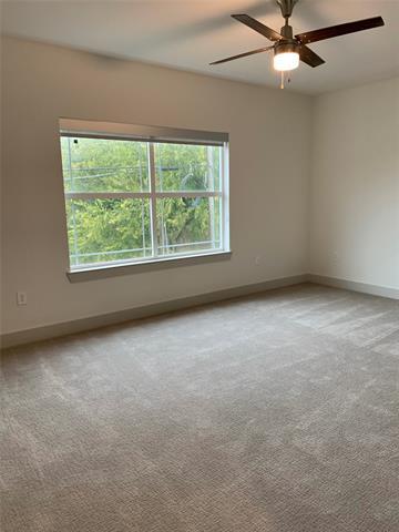 Building Photo - 5631 Belmont Ave