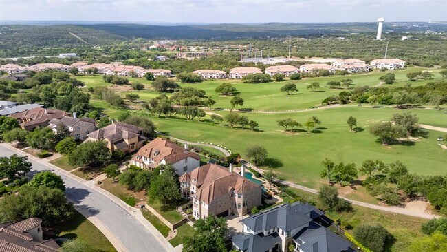Building Photo - 4008 Sugarloaf Dr
