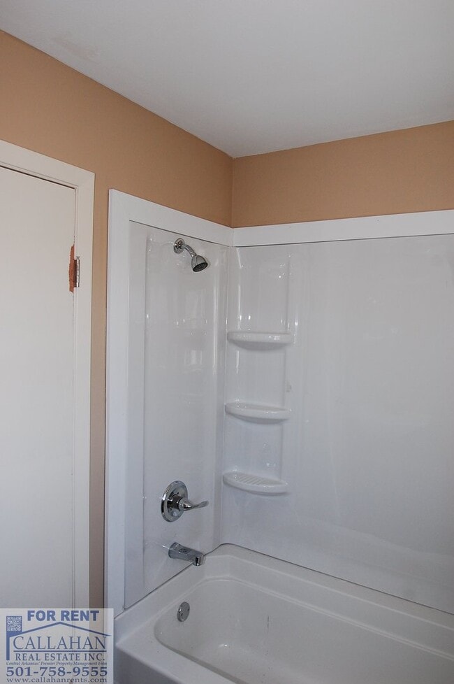 Building Photo - Updated 3 Bedroom NLR Home