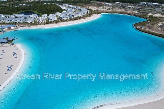 Building Photo - 375 Boracay Cir