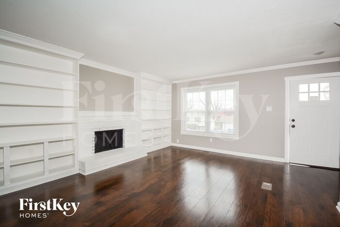 Building Photo - 1510 Shadow Ln