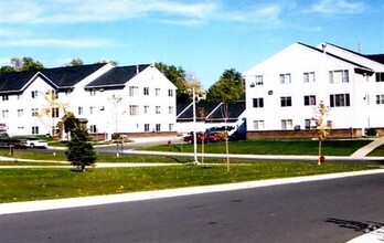 Building Photo - Sundial Square