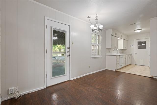 Building Photo - 808 Thompson Dr