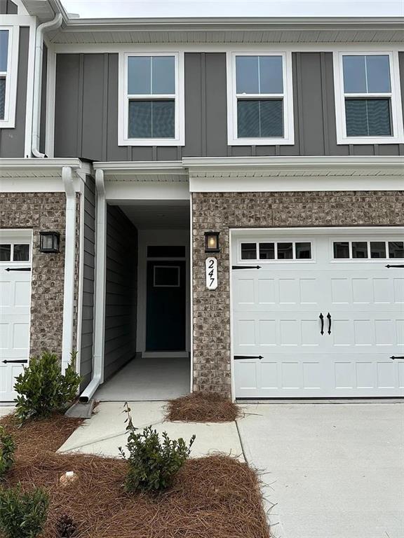 Primary Photo - 247 Salt Lk Ln