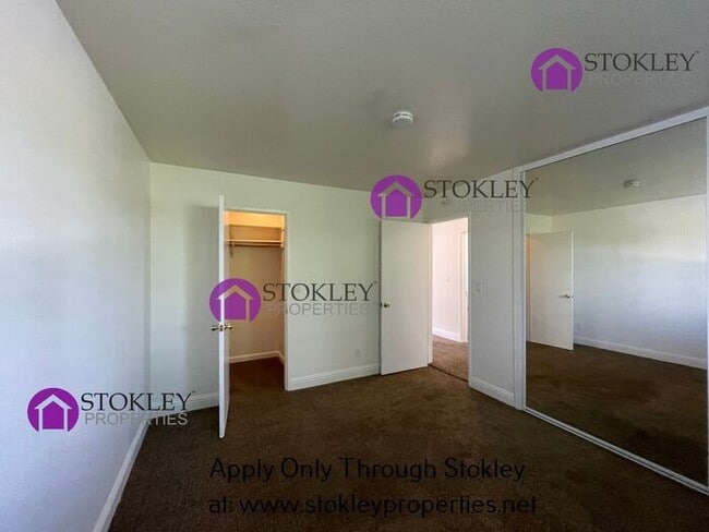 Building Photo - 1060 Oak Grove Rd