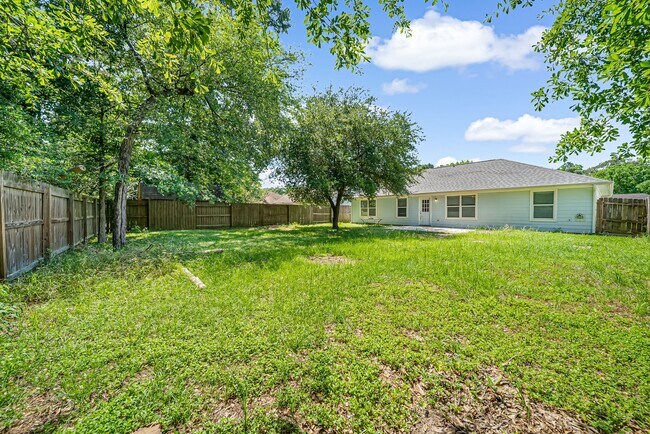 Building Photo - 16393 Ryan Guinn Way