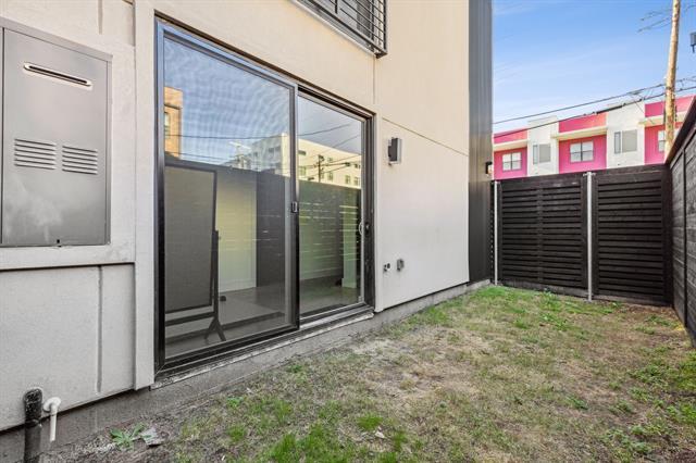 Building Photo - 2916 Hawthorne Ave