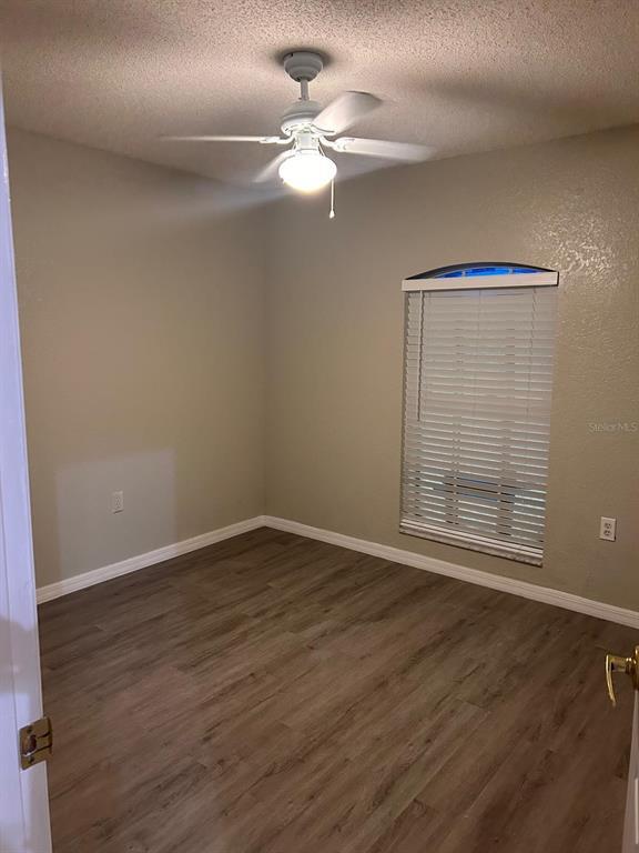 Building Photo - 669 Sierra Cir