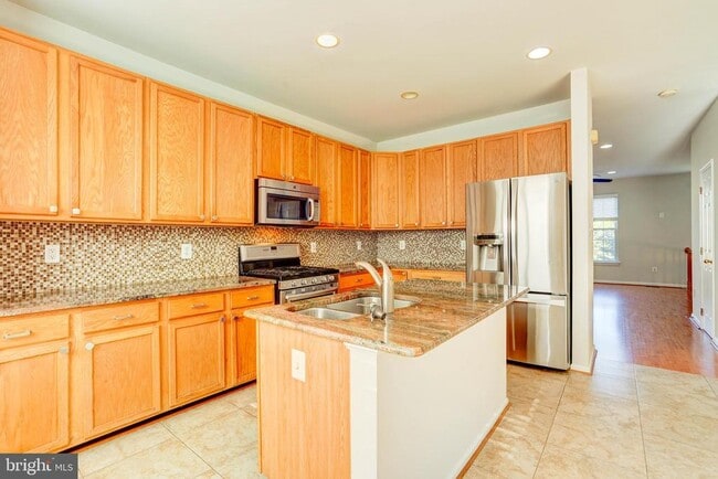 Building Photo - 6388 James Harris Way