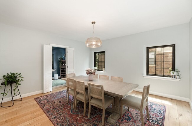 Building Photo - Modern Elegance Meets Mt. Lookout Charm – ...