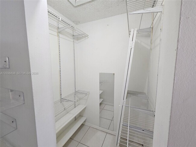 Building Photo - 15665 SW 74th Cir Dr