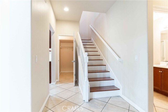 Building Photo - 4120 Paredo Way