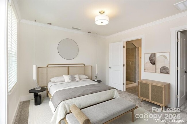 Building Photo - 2111 Freeland Pl