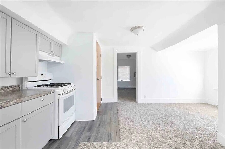 Building Photo - 1123 24th St
