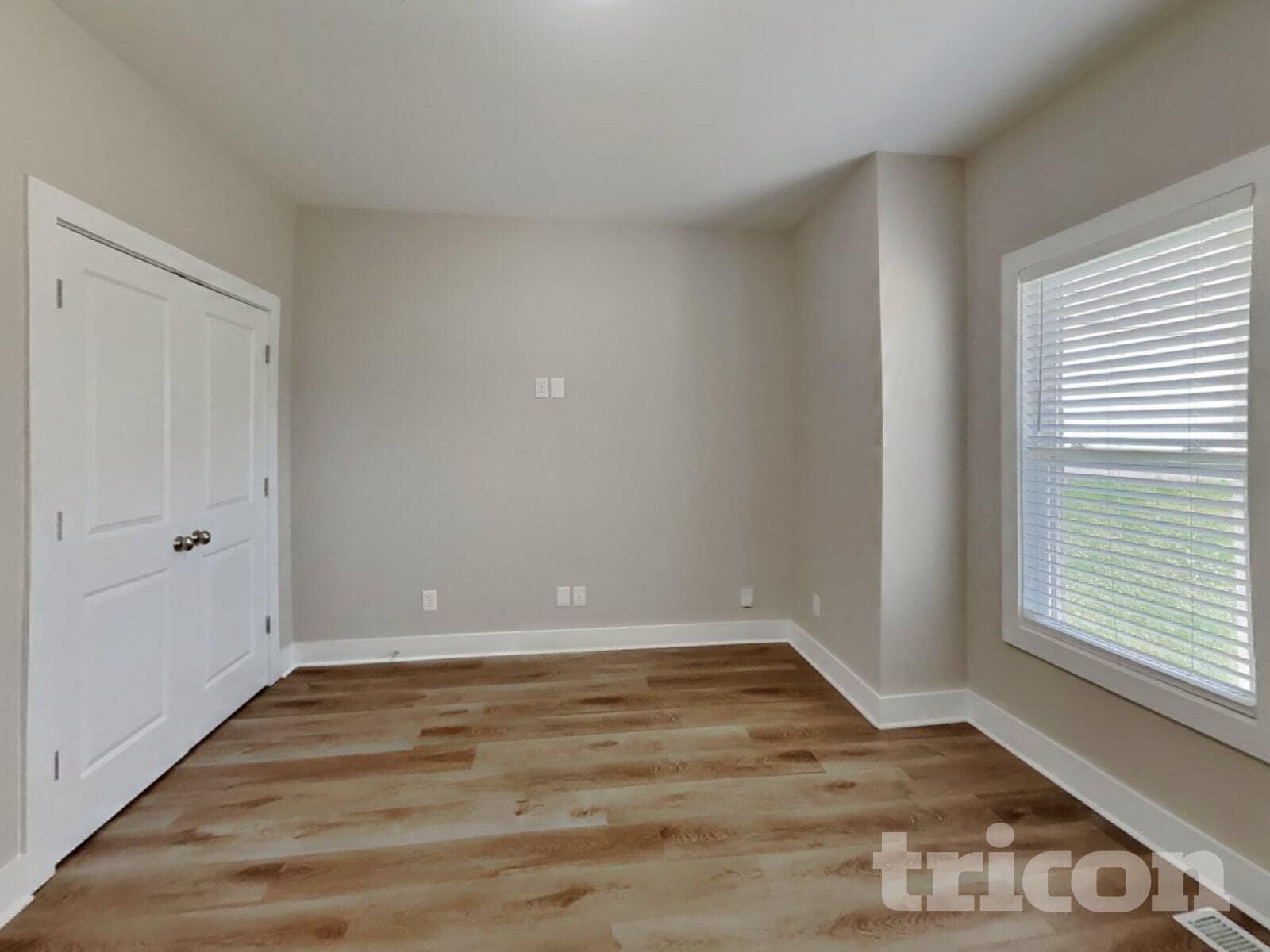 Building Photo - 1765 Bridgecrest Dr
