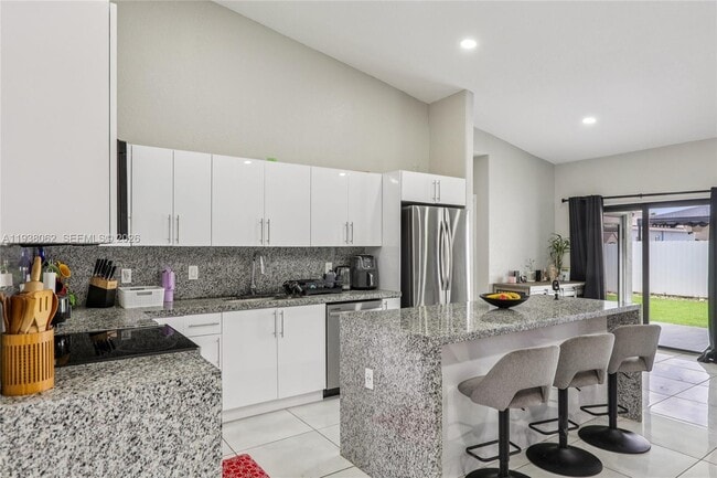 Building Photo - 7754 NW 201st Terrace