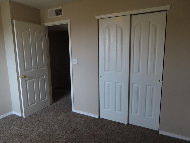 Building Photo - 14246 Gil Reyes Dr