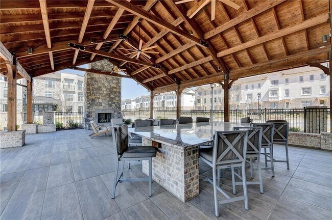 Building Photo - 4536 Molder Dr