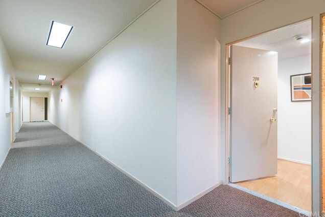 Building Photo - 5700 Ravenspur Dr