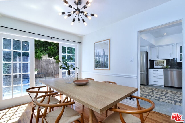 Building Photo - 14017 Valley Vista Blvd