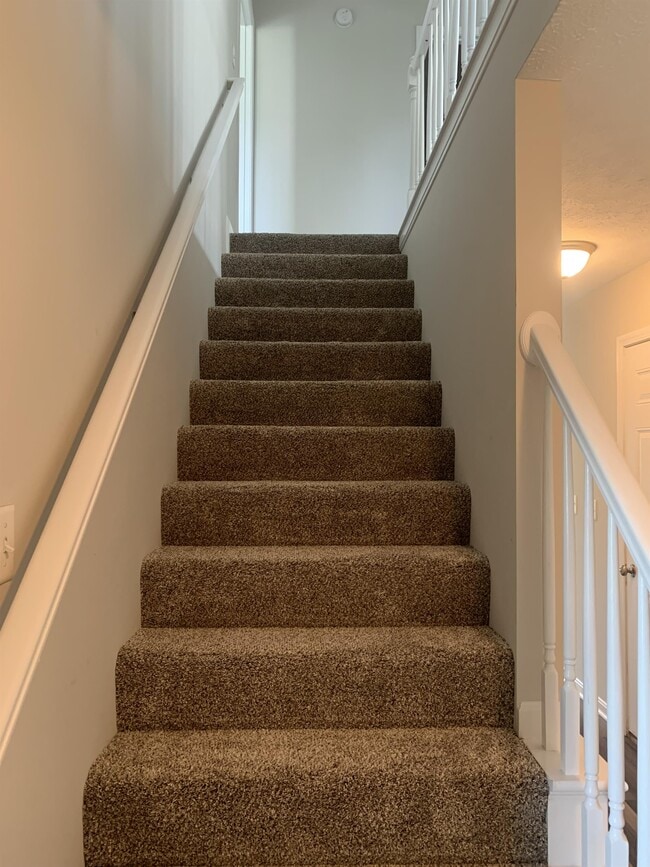 Building Photo - 307 Ivy Pointe Dr