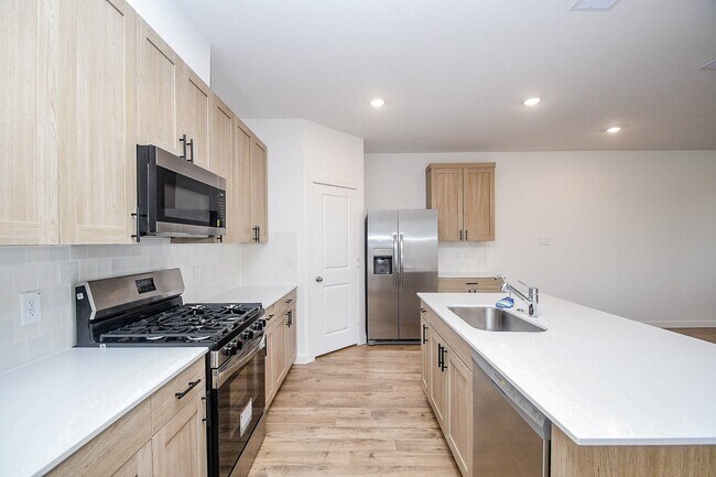 Building Photo - 3578 Lovebird Ln
