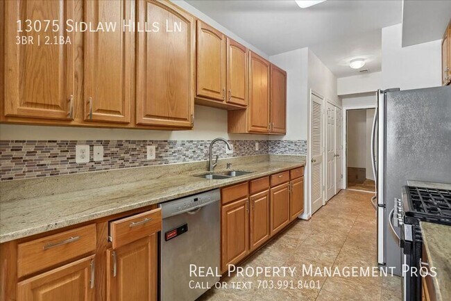 Building Photo - 13075 Sidlaw Hills Ln