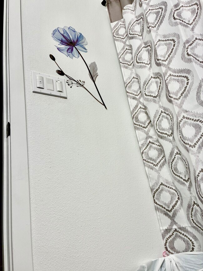 Building Photo - 42417 Lamporo Wy