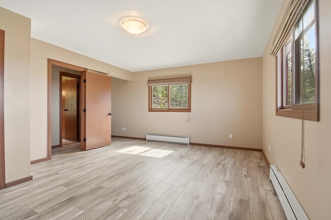 Building Photo - 10228 Christopher Dr
