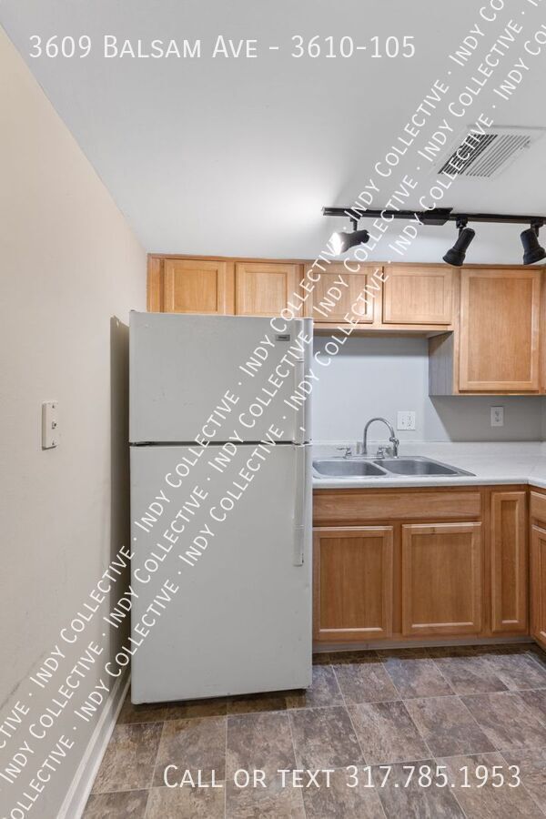 Building Photo - 3609 Balsam Ave