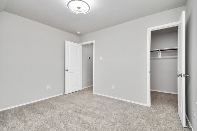 Building Photo - 13967 Leigh Lake Ln