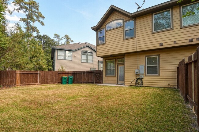 Building Photo - 38 Cheswood Manor Drive