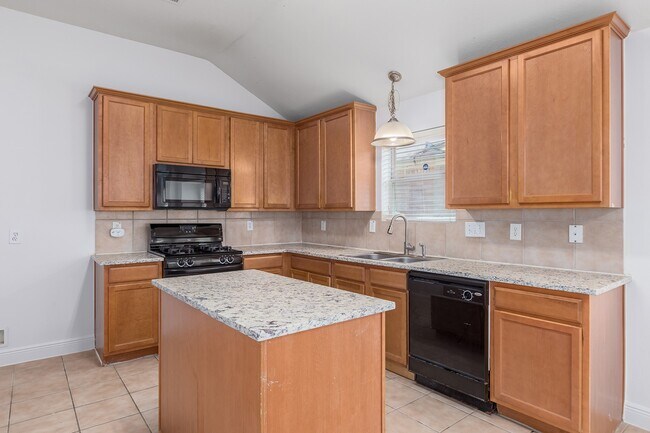 Building Photo - 21565 Duke Alexander Dr