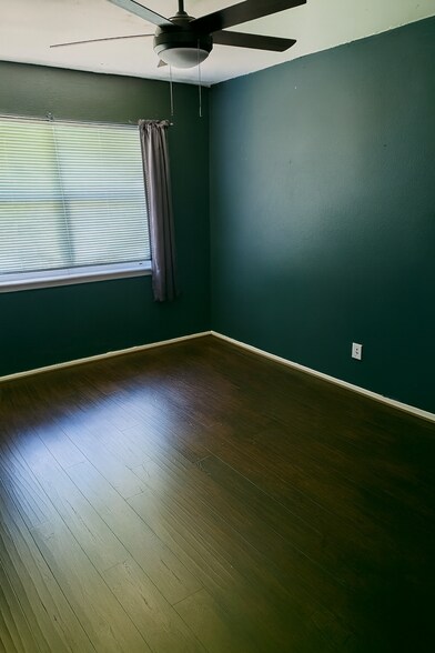 3rd Bedroom - 2702 Mulford Cv