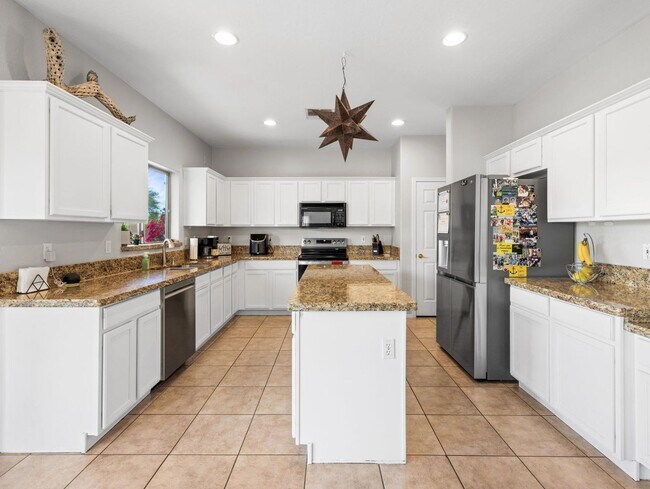 Building Photo - 4613 E Tumbleweed Dr