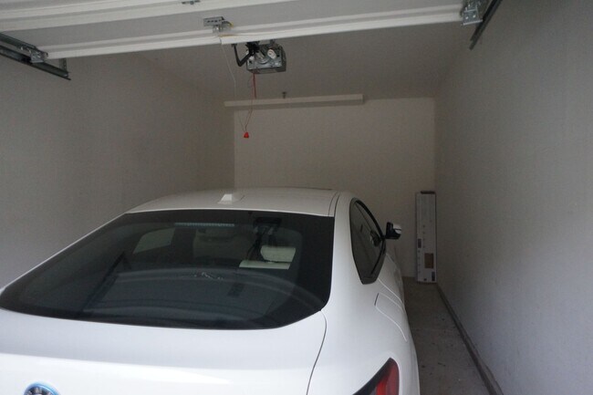 Building Photo - Beaverton Luxury Condo - Tanasbourne area - APPLICATION PENDING