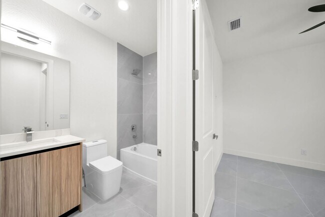 Building Photo - Be the first in occupy this 2025 constructed home in the city of North Port,FL! Qualify for a dep...