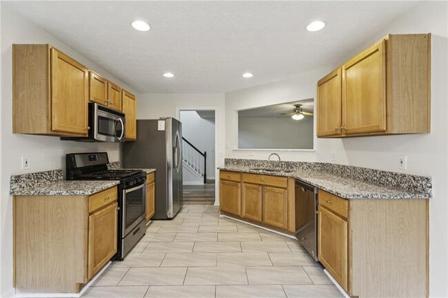 Building Photo - 208 Carrington Way