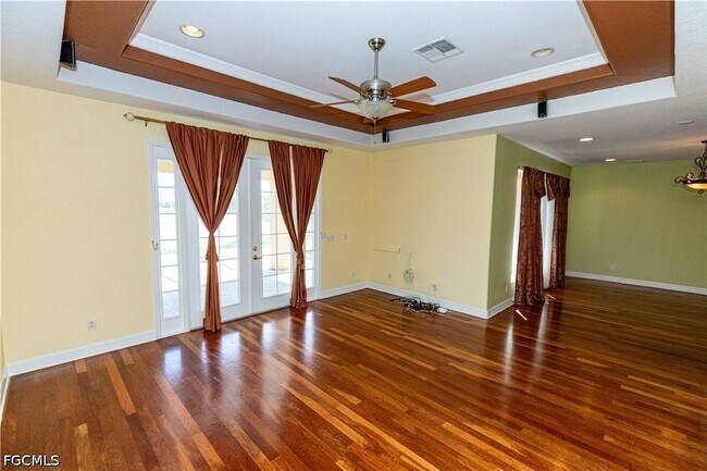 Building Photo - 8789 Paseo De Valencia St