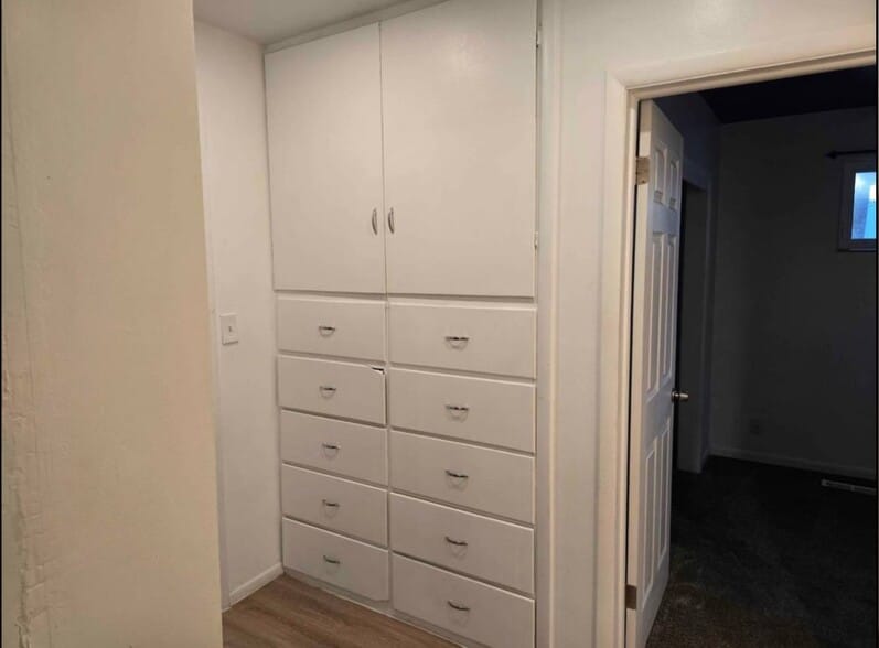 Building Photo - 271 S 700 W