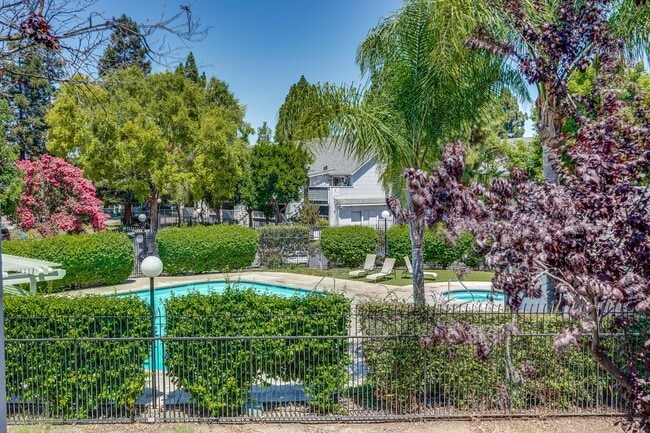 Building Photo - Welcome Home!!! - Great Location